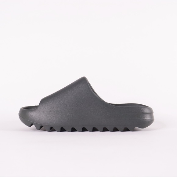 YEEZY SLIDES DARK ONYX - Picture 2 of 6